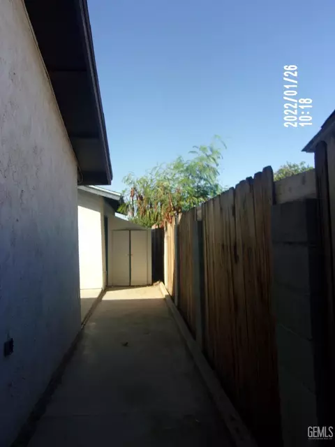 312 E San Emidio St, Taft, CA 93268 photo 16