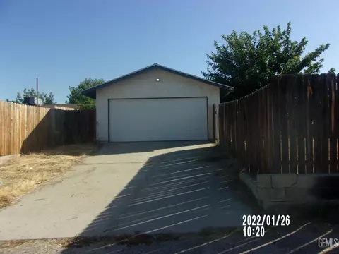 312 E San Emidio St, Taft, CA 93268 photo 12
