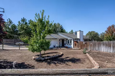 27601 Hialeah Dr, Tehachapi, CA 93561 photo 8