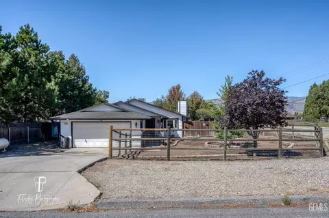 27601 Hialeah Dr, Tehachapi, CA 93561 photo 1