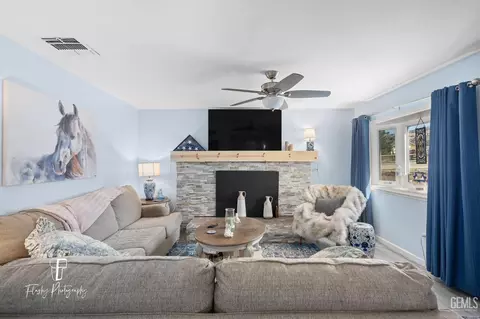 27601 Hialeah Dr, Tehachapi, CA 93561 photo 11