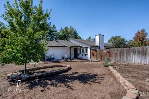 27601 Hialeah Dr, Tehachapi, CA 93561 photo 5