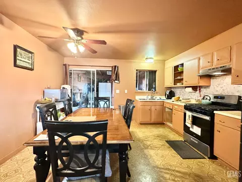 111 Roe Ave, Watsonville, CA 95076 photo 5