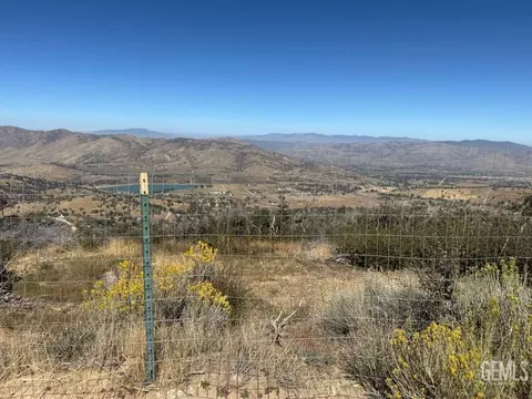 17920 Matterhorn Ct, Tehachapi, CA 93561 photo 7