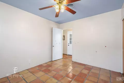 917 Devore Ave, Bakersfield, CA 93308 photo 27