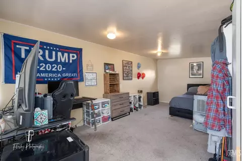 917 Devore Ave, Bakersfield, CA 93308 photo 32