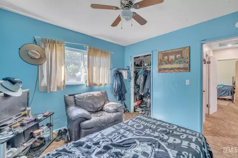 371 E Orange Ave, Shafter, CA 93263 photo 9
