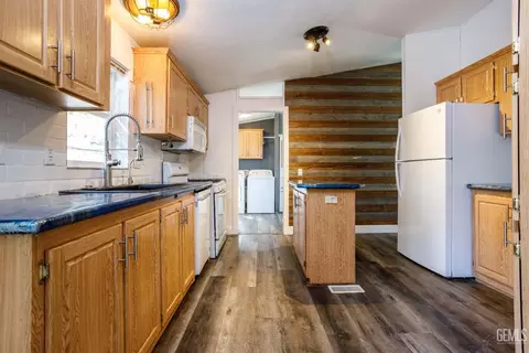 17894 Saint Moritz Dr, Tehachapi, CA 93561 photo 16