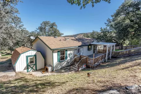 17894 Saint Moritz Dr, Tehachapi, CA 93561 photo 2