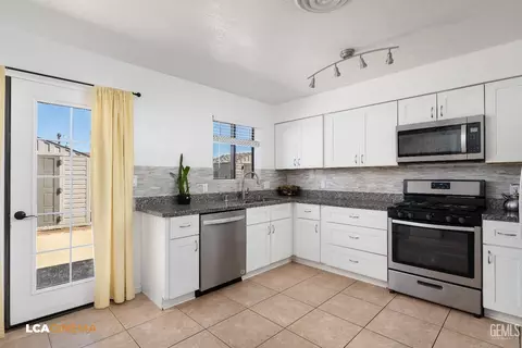 21500 Circle Dr, Tehachapi, CA 93561 photo 16