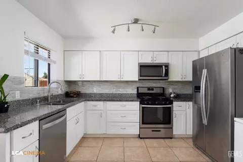 21500 Circle Dr, Tehachapi, CA 93561 photo 17