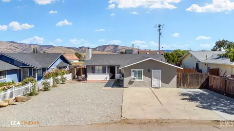 21500 Circle Dr, Tehachapi, CA 93561 photo 5