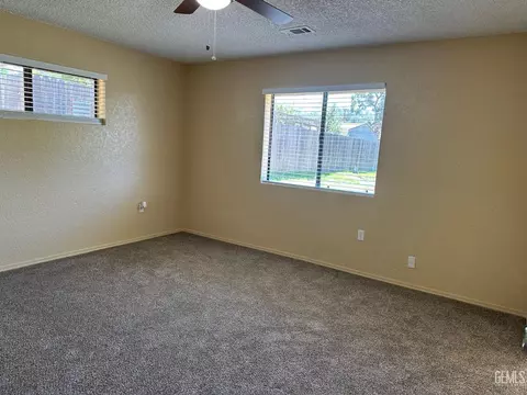 17070 Bold Venture Dr, Tehachapi, CA 93561 photo 8