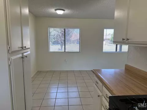 17070 Bold Venture Dr, Tehachapi, CA 93561 photo 5