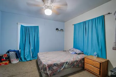 Bedroom - 513 A St, Taft, CA 93268 photo 5 of 5