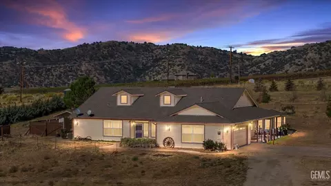 24401 Cummings Valley Rd, Tehachapi, CA 93561 photo 1