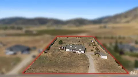 24401 Cummings Valley Rd, Tehachapi, CA 93561 photo 46