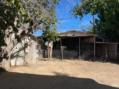 716 B, Taft, CA 93268 photo 17