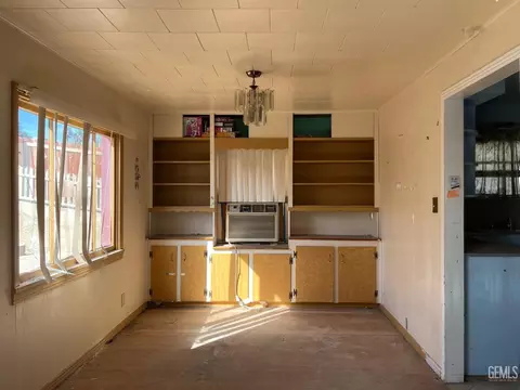 716 B, Taft, CA 93268 photo 9