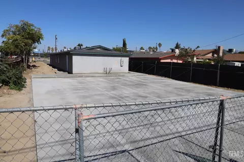 905 E 18th St, Bakersfield, CA 93305 photo 12