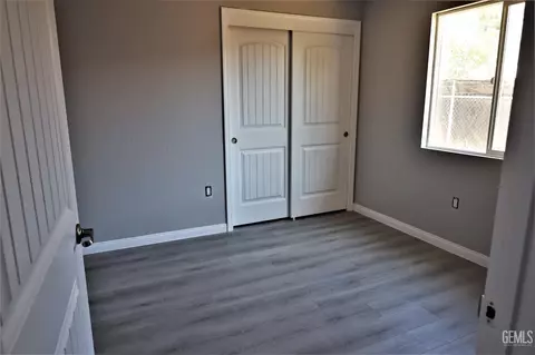 905 E 18th St, Bakersfield, CA 93305 photo 9
