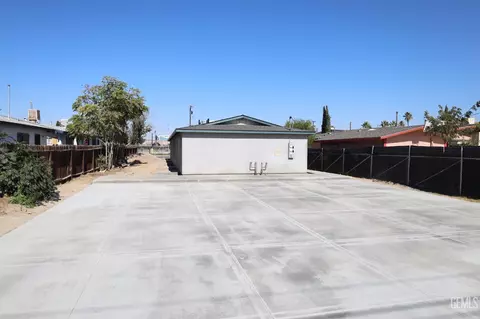 905 E 18th St, Bakersfield, CA 93305 photo 13