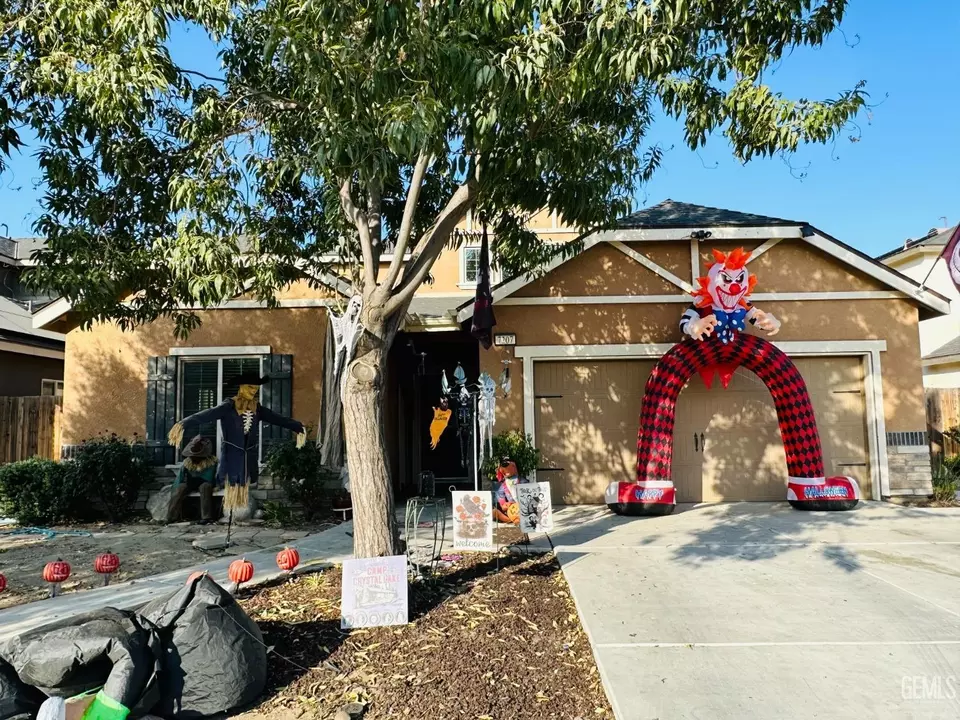 7207 Brenthouse St, Bakersfield, CA 93311 39 Photos Movoto