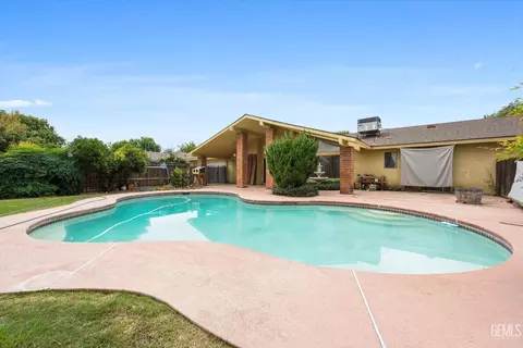 430 Pine St, Shafter, CA 93263 photo 22