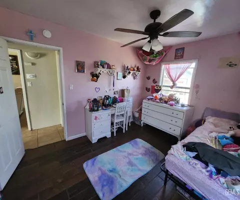 208 E San Emidio St, Taft, CA 93268 photo 9