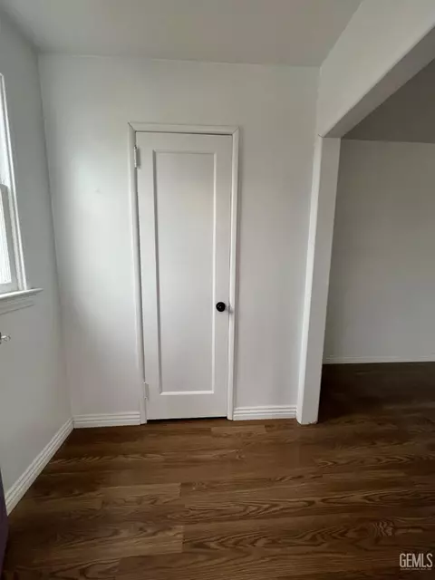 209 F St, Taft, CA 93268 photo 8