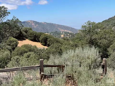 25161 Artisan, Tehachapi, CA 93561 photo 1