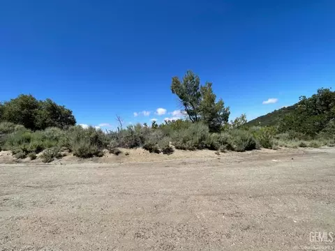 25161 Artisan, Tehachapi, CA 93561 photo 5