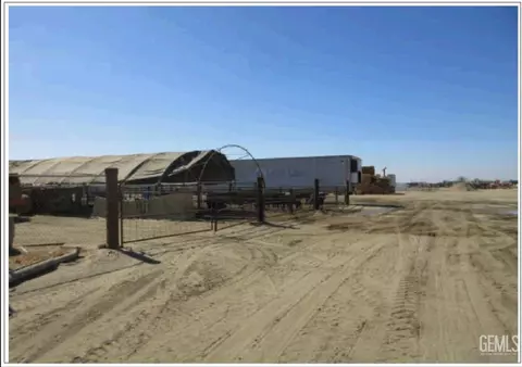 20910 S Edison Rd, Arvin, CA 93203 photo 10