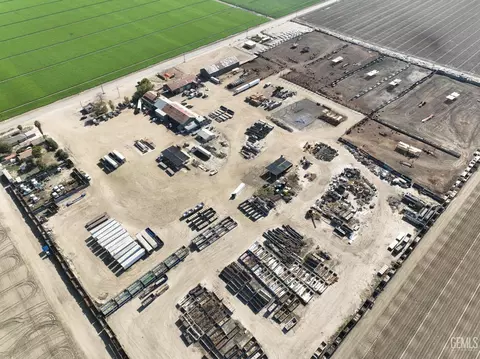 20910 S Edison Rd, Arvin, CA 93203 photo 2