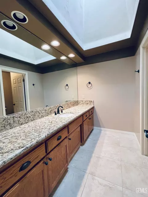 314 Bree Dr, Shafter, CA 93263 photo 23