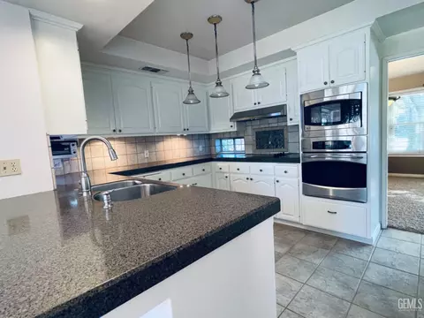 314 Bree Dr, Shafter, CA 93263 photo 13