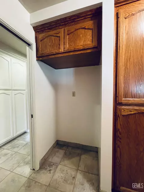 314 Bree Dr, Shafter, CA 93263 photo 30