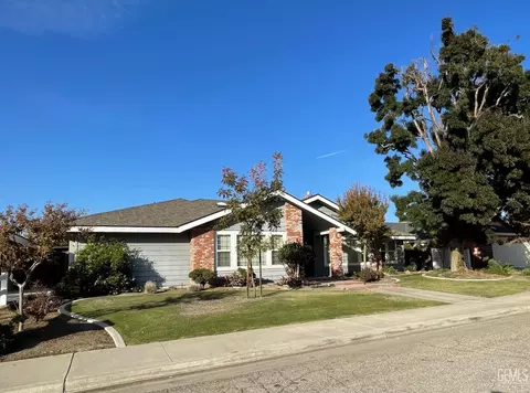 314 Bree Dr, Shafter, CA 93263 photo 3