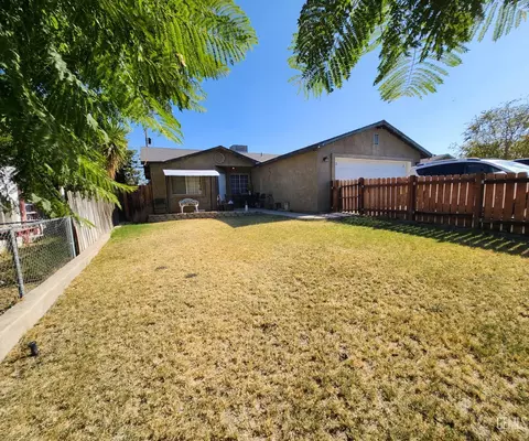 214 Lierly Ave, Taft, CA 93268 photo 1