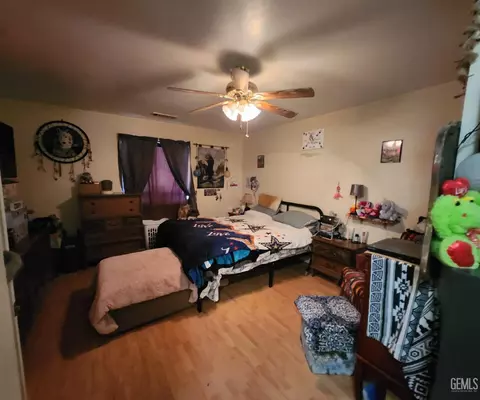 214 Lierly Ave, Taft, CA 93268 photo 12