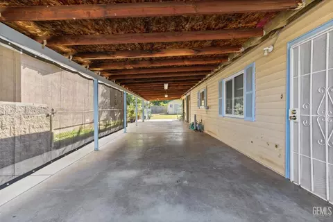 8313 Collison St, Lamont, CA 93241 photo 19