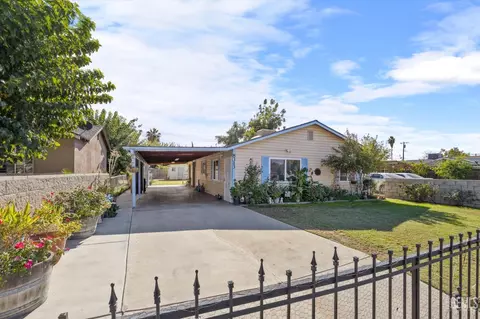8313 Collison St, Lamont, CA 93241 photo 2