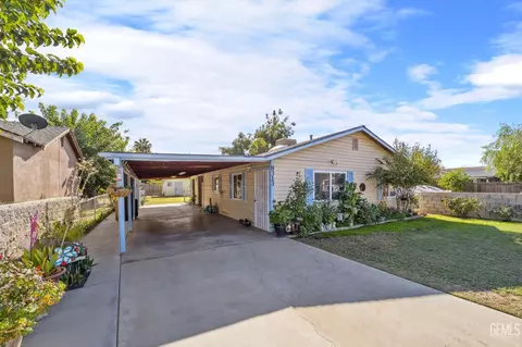8313 Collison St, Lamont, CA 93241 photo 1