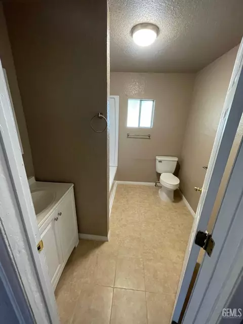 500 D St, Wasco, CA 93280 photo 8