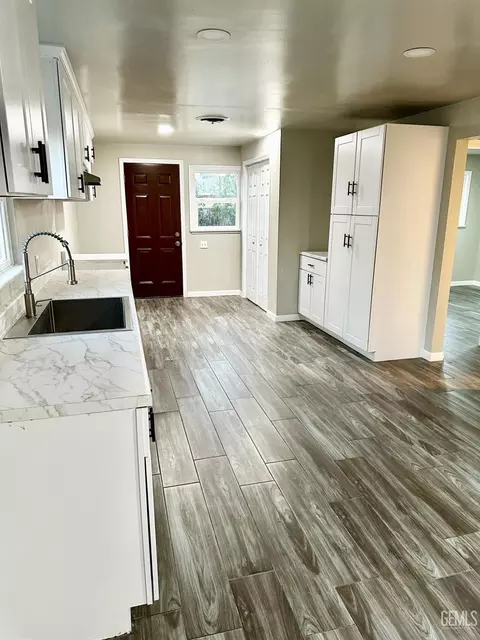 209 W 3rd St, Buttonwillow, CA 93206 photo 8