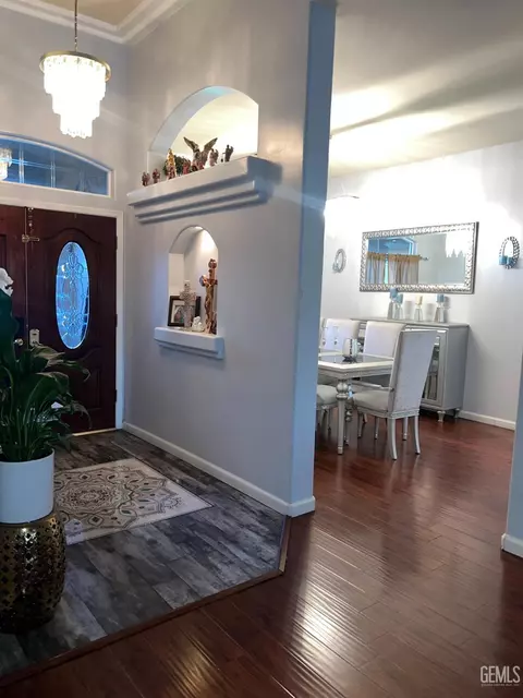 3903 Onslow Ct, Bakersfield, CA 93313 photo 5