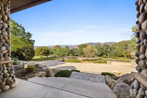 28357 Silverberry Ct, Keene, CA 93531 photo 12