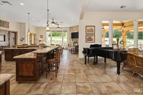 28357 Silverberry Ct, Keene, CA 93531 photo 34