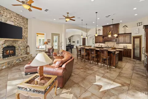 28357 Silverberry Ct, Keene, CA 93531 photo 27