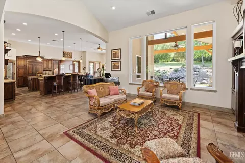 28357 Silverberry Ct, Keene, CA 93531 photo 16